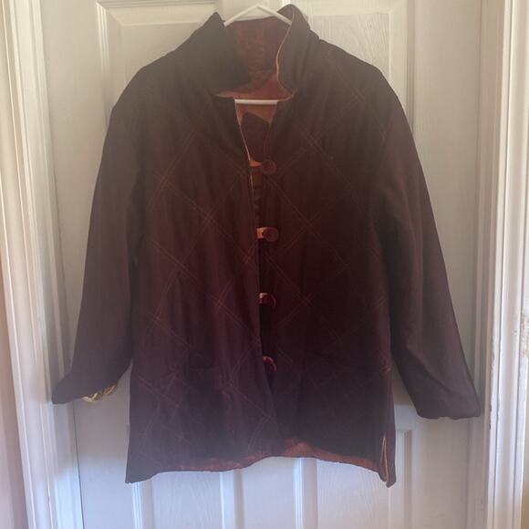 Winter Sun women’s size Medium reversible quilted button front coat - Picture 5 of 5